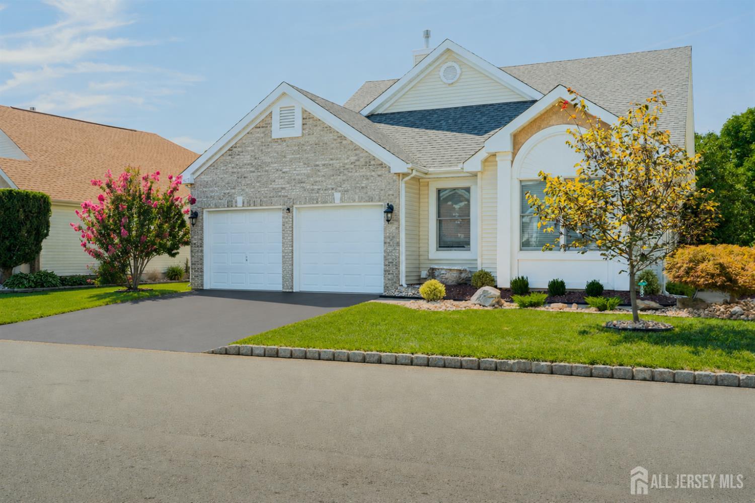 Single family home for sale at 28 Brighton Ct, Monroe, NJ 08831 | MLS# 2707139R