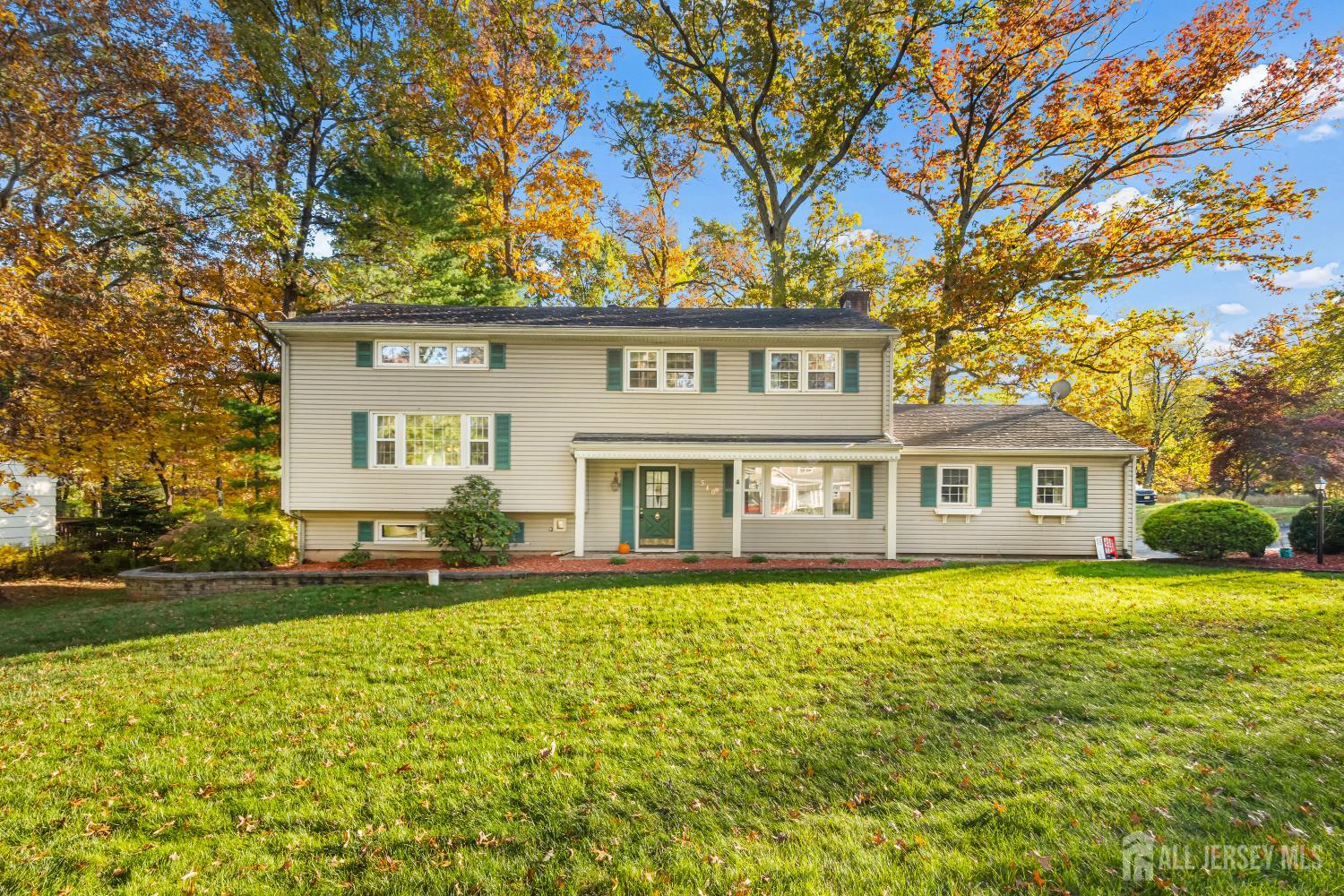 Photo 3 of Single family home for sale at 540 Rolling Hills Rd S, Bridgewater, NJ 08807 | MLS# 2707103R | Listing updated on 2026-10-30